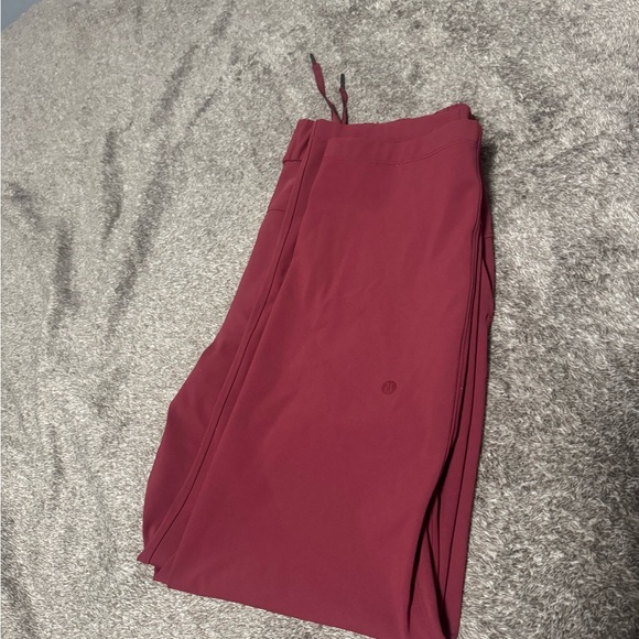 Lululemon Athletica Maroon Pants - Picture 2 of 4